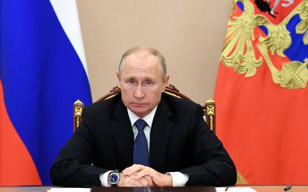 Смена пяти министров и десятый вице-премьер: в российском правительстве прошли перестановки