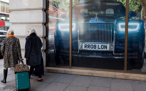 Норвегия заморозила продажу активов Rolls-Royce российским миллиардерам