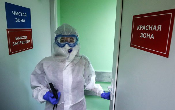 Число заражений коронавирусом в России впервые приблизилось к отметке 8000 за сутки