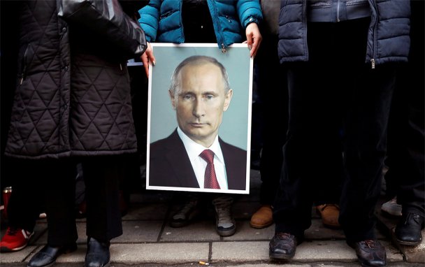 «Дымовая завеса»: Bloomberg узнал реакцию кремлевских чиновников на обнуление сроков Путина
