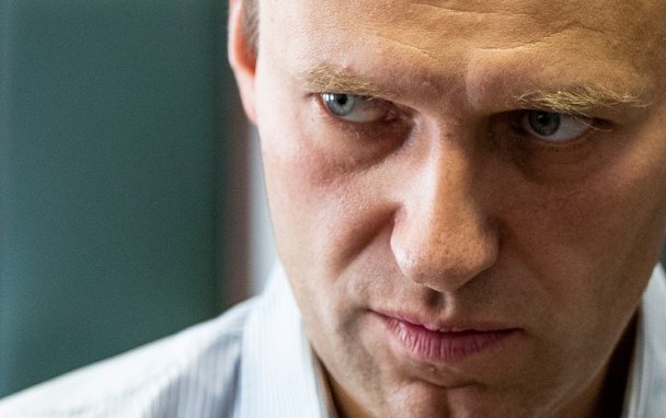 Навальный полностью пришел в себя и может говорить