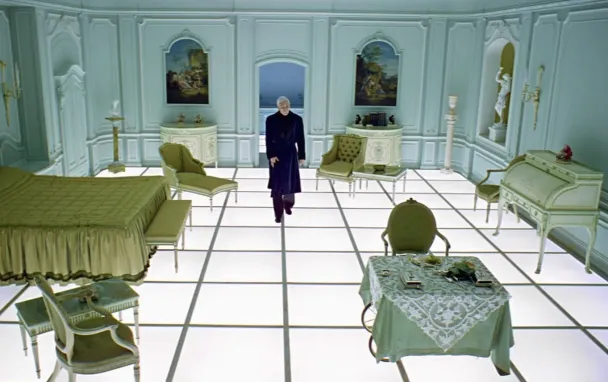 Квартира будущего: без кухни и стиральной машины, но с историей