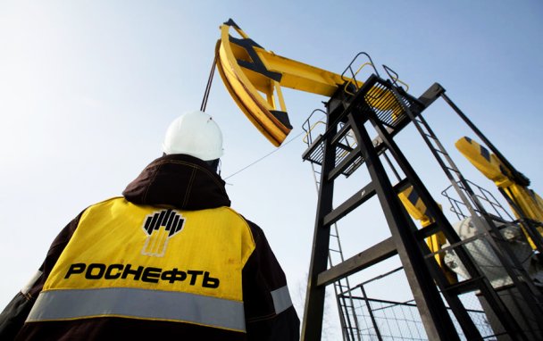 Легкая добыча: Forbes составил рейтинг крупнейших покупателей российской нефти