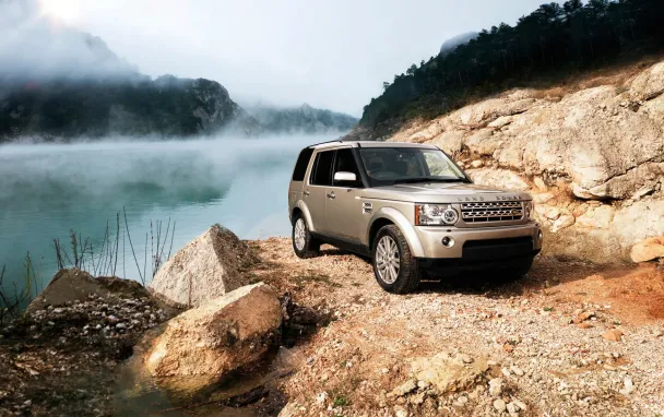 Потерянная миля. У каких роскошных машин чаще всего скручивают пробег