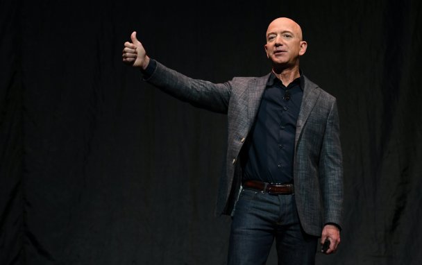 Основатель Amazon вновь стал самым богатым человеком в мире после краткого перерыва