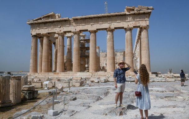 Греция начнет принимать зарубежные авиарейсы на курорты с июля 