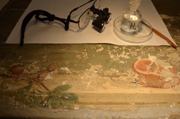   Посетители Эрмитажа впервые увидят фрески в процессе реставрации