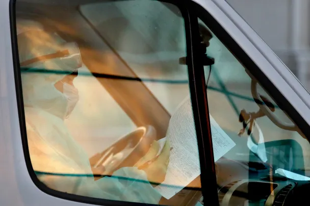 Смертность от COVID-19 в России обновила рекорд второй день подряд