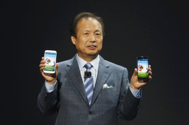 Новый смартфон от Samsung: станет ли он «убийцей айфона»