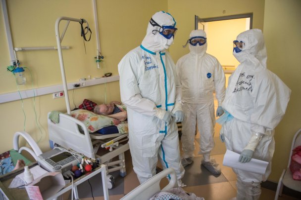 В России второй день подряд выявили больше 9000 новых случаев коронавируса