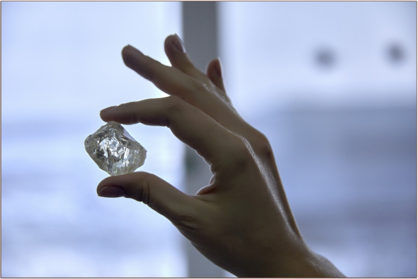 «Алроса» добыла крупнейший алмаз за три года