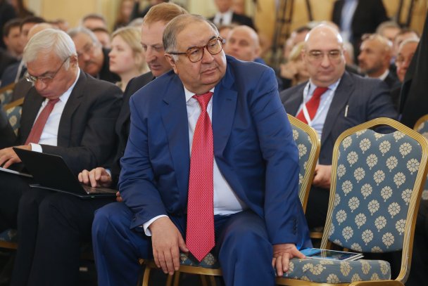 «Никто никогда мне ничего не дарил»: миллиардер Алишер Усманов дал интервью FT