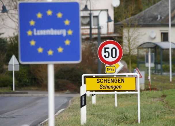 Границы шенгенской зоны могут остаться закрытыми до сентября