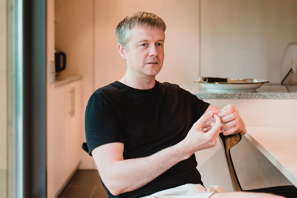 Итальяндық сиыр қыздың порносы Желіде күйеуін белдікпен ебет