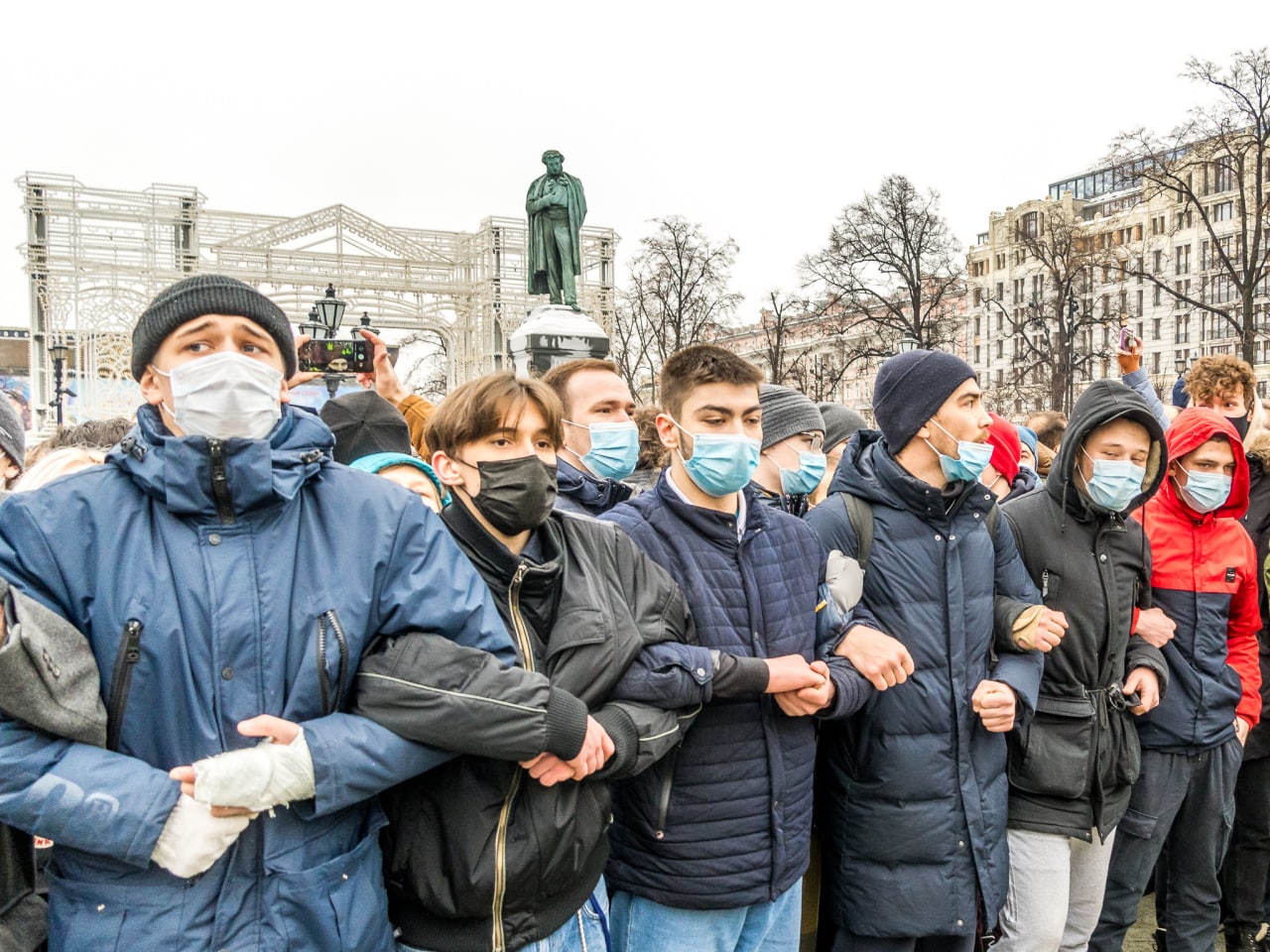 Несогласованная акция протеста в Москве. Фоторепортаж | Forbes.ru