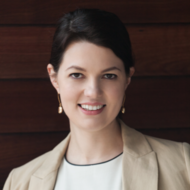 Анна Аронова