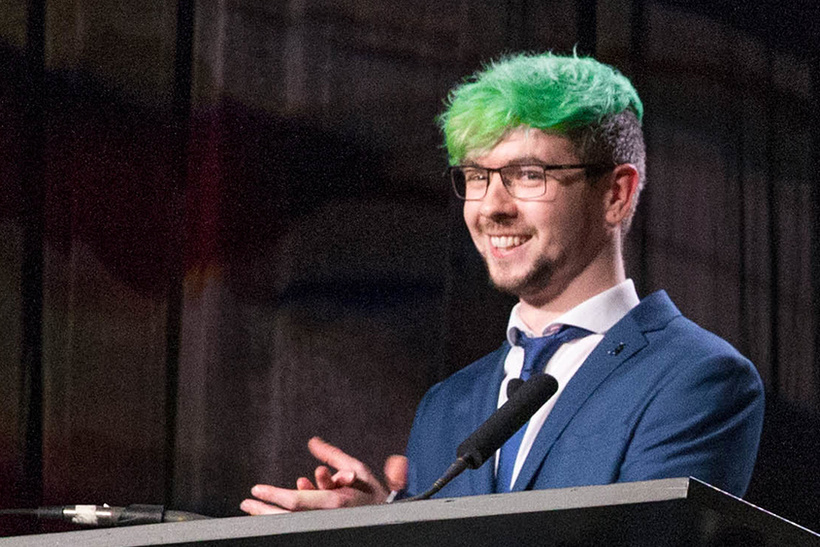 8. Jacksepticeye (Шон Маклохлин)