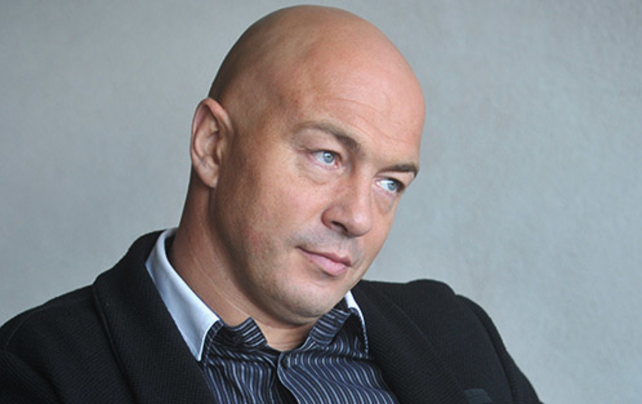 Олег Новиков