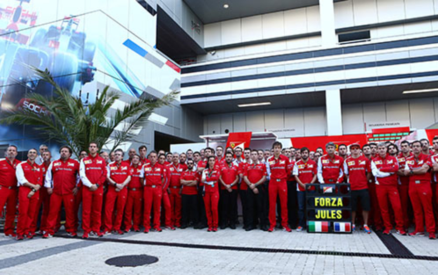 фото Marussia F1 Team