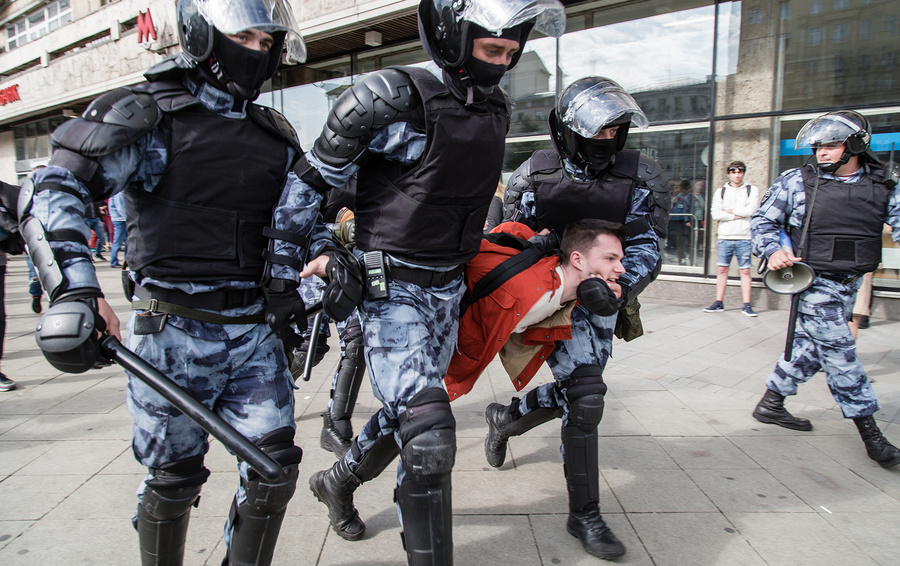 Фото Victor Kruchinin / SOPA Images / LightRocket via Getty Images