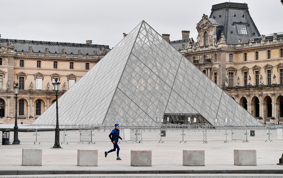 Фото Julien Mattia / Anadolu Agency via Getty Images