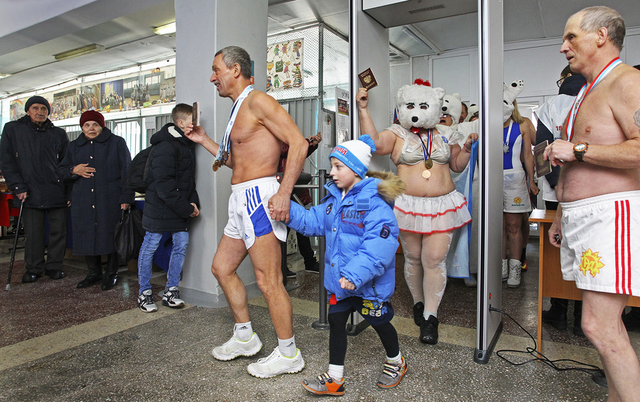 Фото Andrei Kasprishin / Reuters