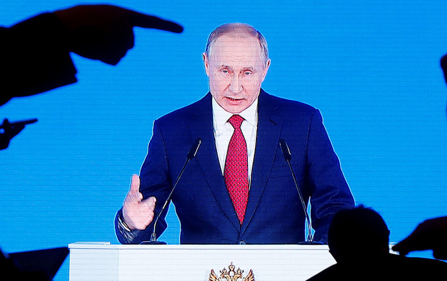 Фото Maxim Shemetov / Reuters