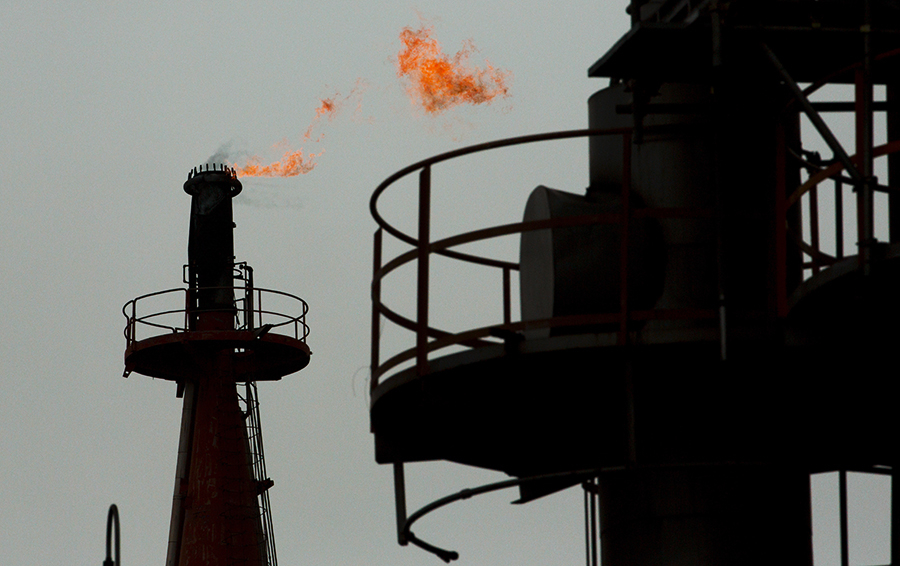 Фото Thomas Peter / Reuters