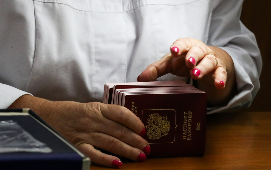 В Минске обсудили пленение ополченцев украинской стороной и атаку на Дебальцево В Минске обсудили пленение ополченцев украинской стороной и атаку на Дебальцево