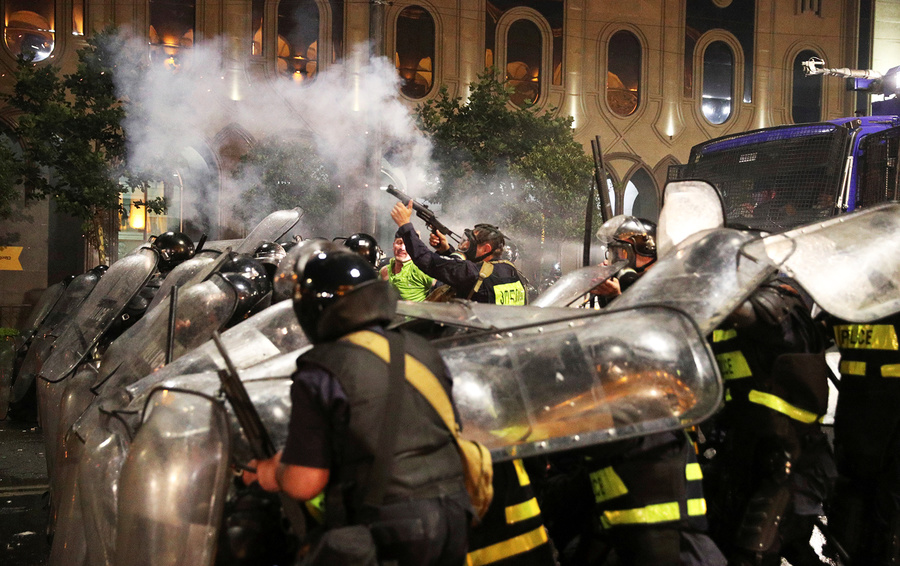 Фото Irakli Gedenidze / Reuters
