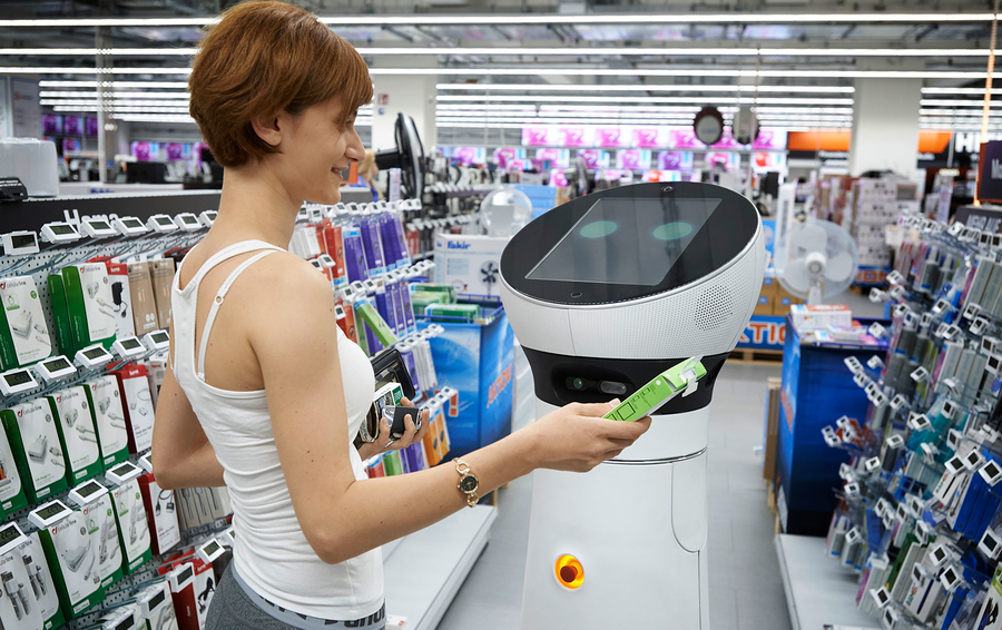 Фото Care-O-bot 4