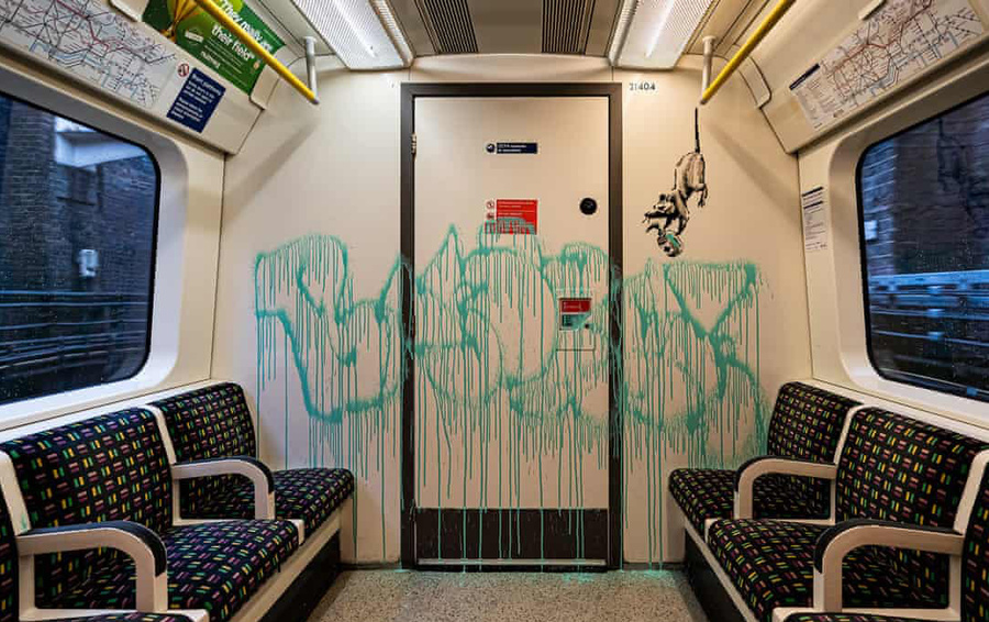 Фото Banksy