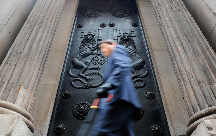 Фото Toby Melville / Reuters
