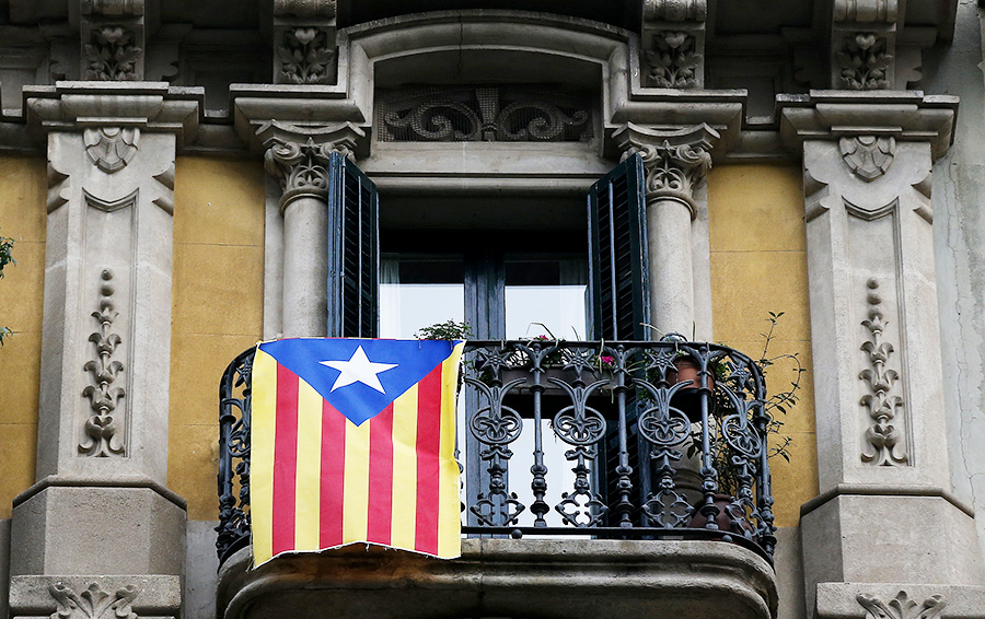 Фото Paul Hanna / Reuters
