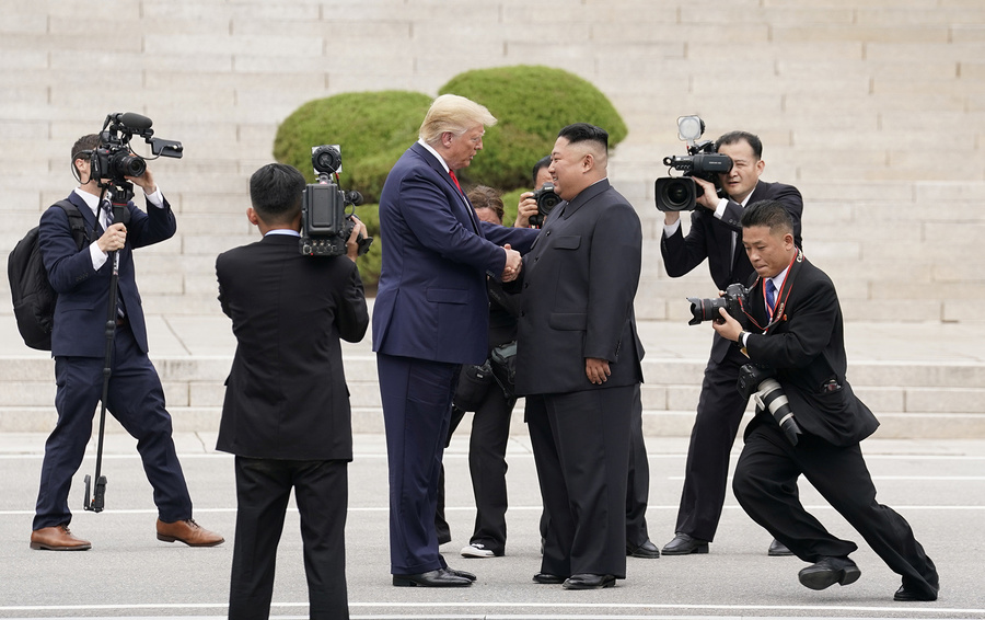 Фото Kevin Lamarque / REUTERS