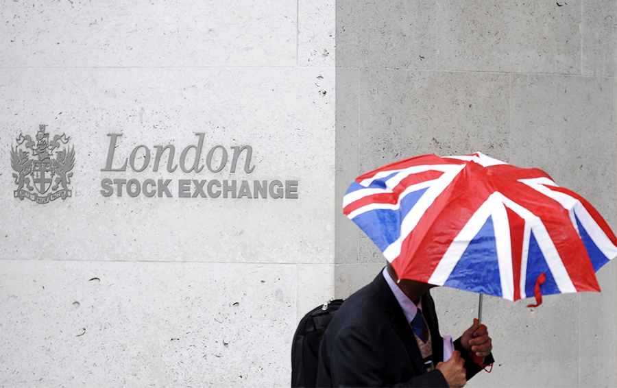 Toby Melville / Reuters