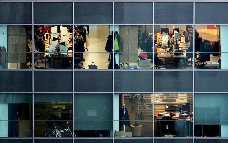 Фото Albert Gea / Reuters