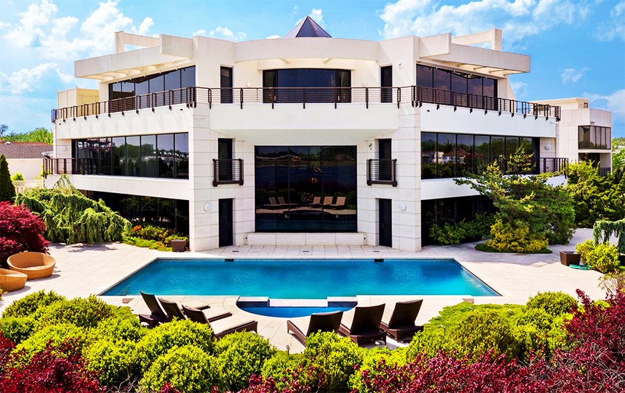 Фото Douglas Elliman