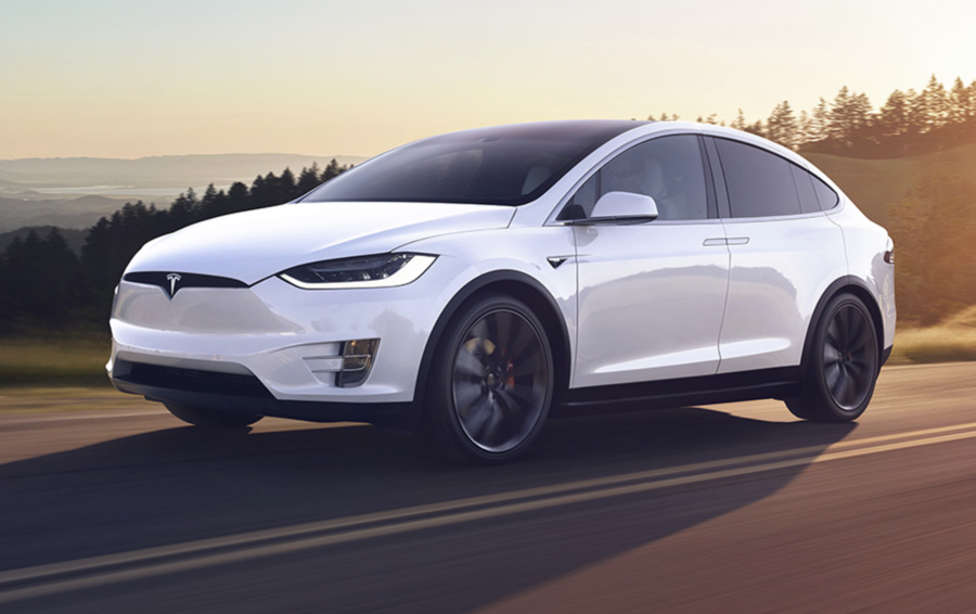 Фото TESLA