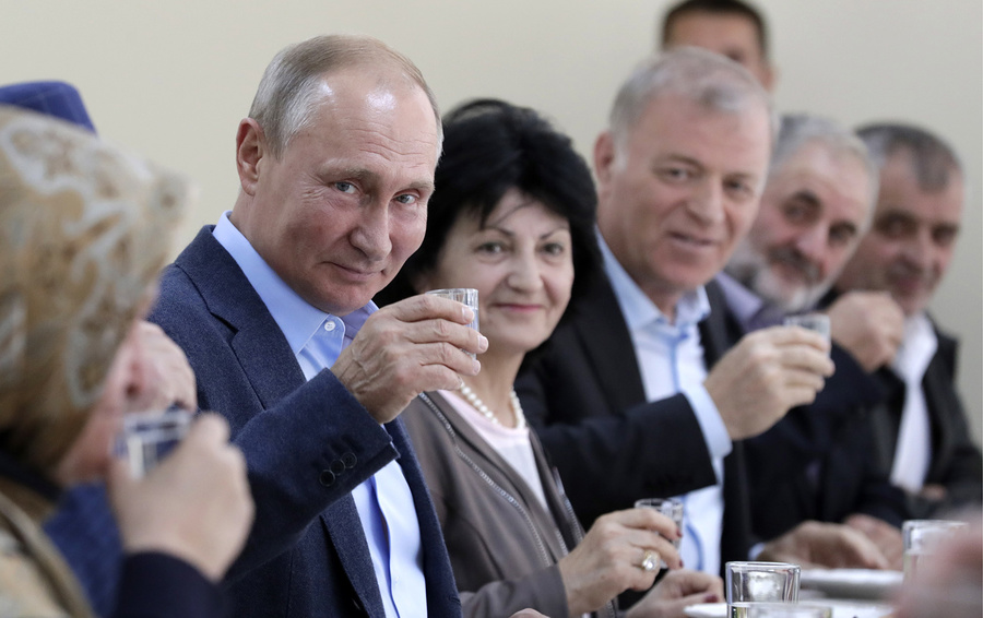 Фото Михаила Метцеля / ТАСС