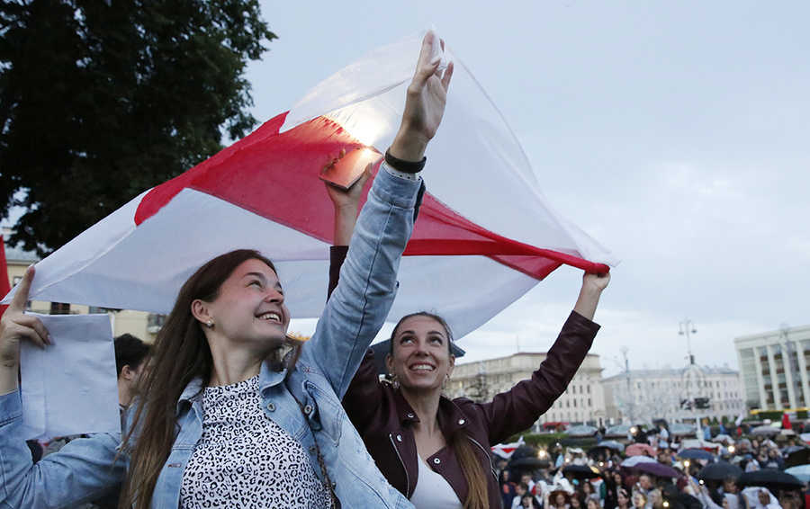 Фото TATYANA ZENKOVICH / EPA / ТАСС