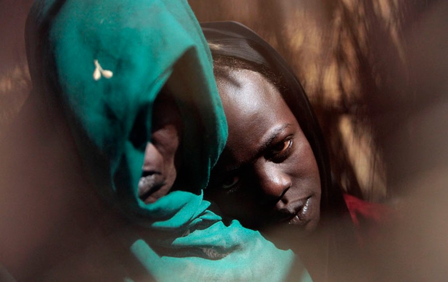 Фото Zohra Bensemra / Reuters