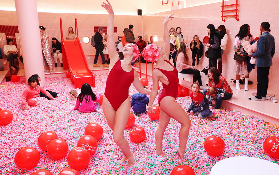 Фото Cindy Ord / Getty Images for Museum of Ice Cream