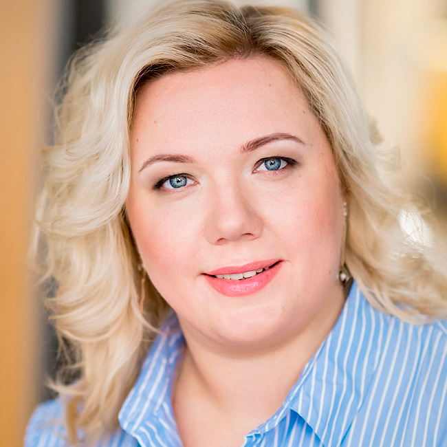 Дмитрий касс. Руководитель b2b. Алексей дегтярев. Директор b2b. Мужчина hr.