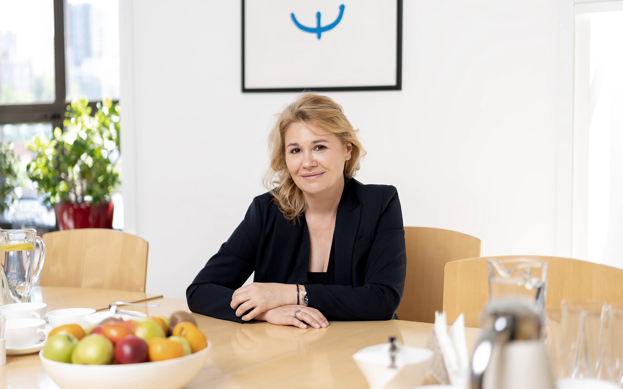 O‘g‘ilning jinsiy a’zosi onaga zo‘rg‘a kirdi Guruh onanizm porno video