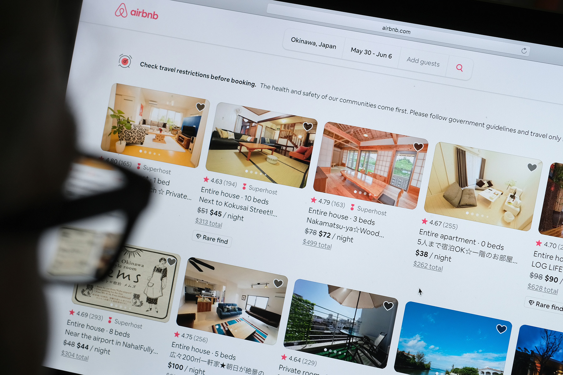 Некоторые не были уверены, выживем ли мы»: как Airbnb пережила пандемию и  проводит IPO | Forbes.ru