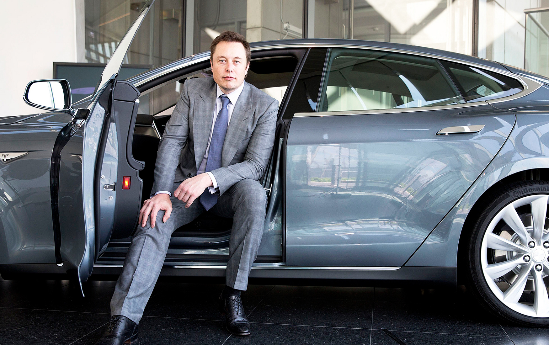 Смерть за твит: уничтожат ли американские власти Илона Маска и Tesla |  Forbes.ru