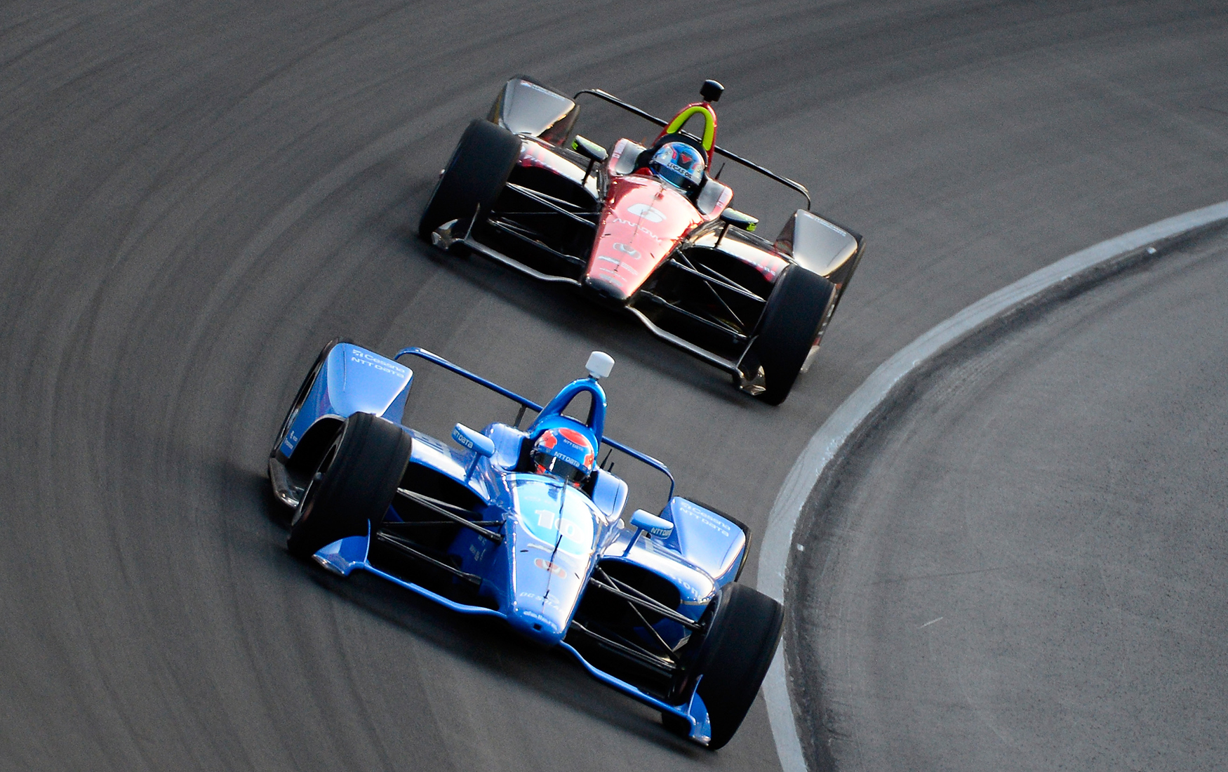 Скорость по-американски: как в США спасают культовый гоночный турнир  IndyCar | Forbes.ru