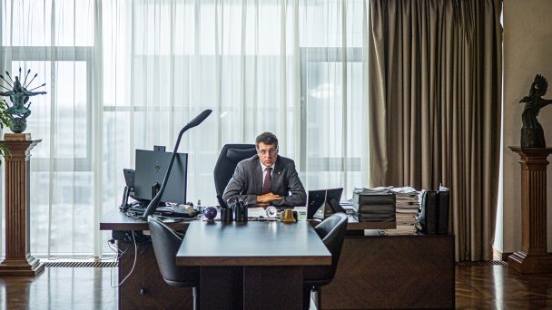 Николай Буйнов управляет бизнесом из Иркутска - здесь его основные активы и близкие сердцу тайга и Байкал (Фото Антона Климова для Forbes)