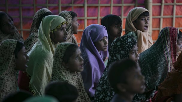 Рохинджа в лагере беженцев в Кокс-Базаре, Бангладеш (Фото  Allison Joyce / Getty Images)